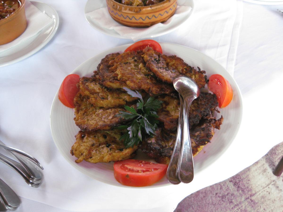 Lakeview Hotel And Resort Otesevo 外观 照片