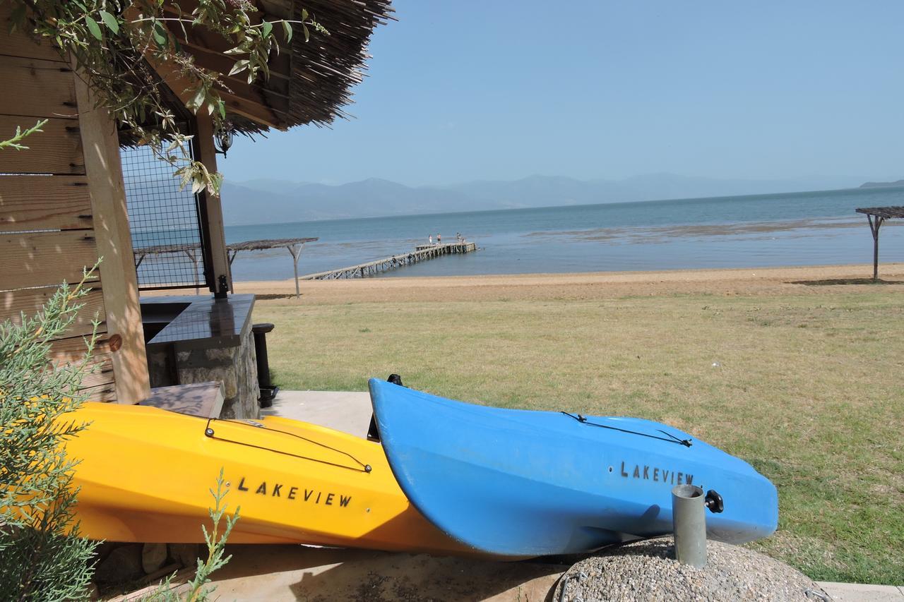 Lakeview Hotel And Resort Otesevo 外观 照片