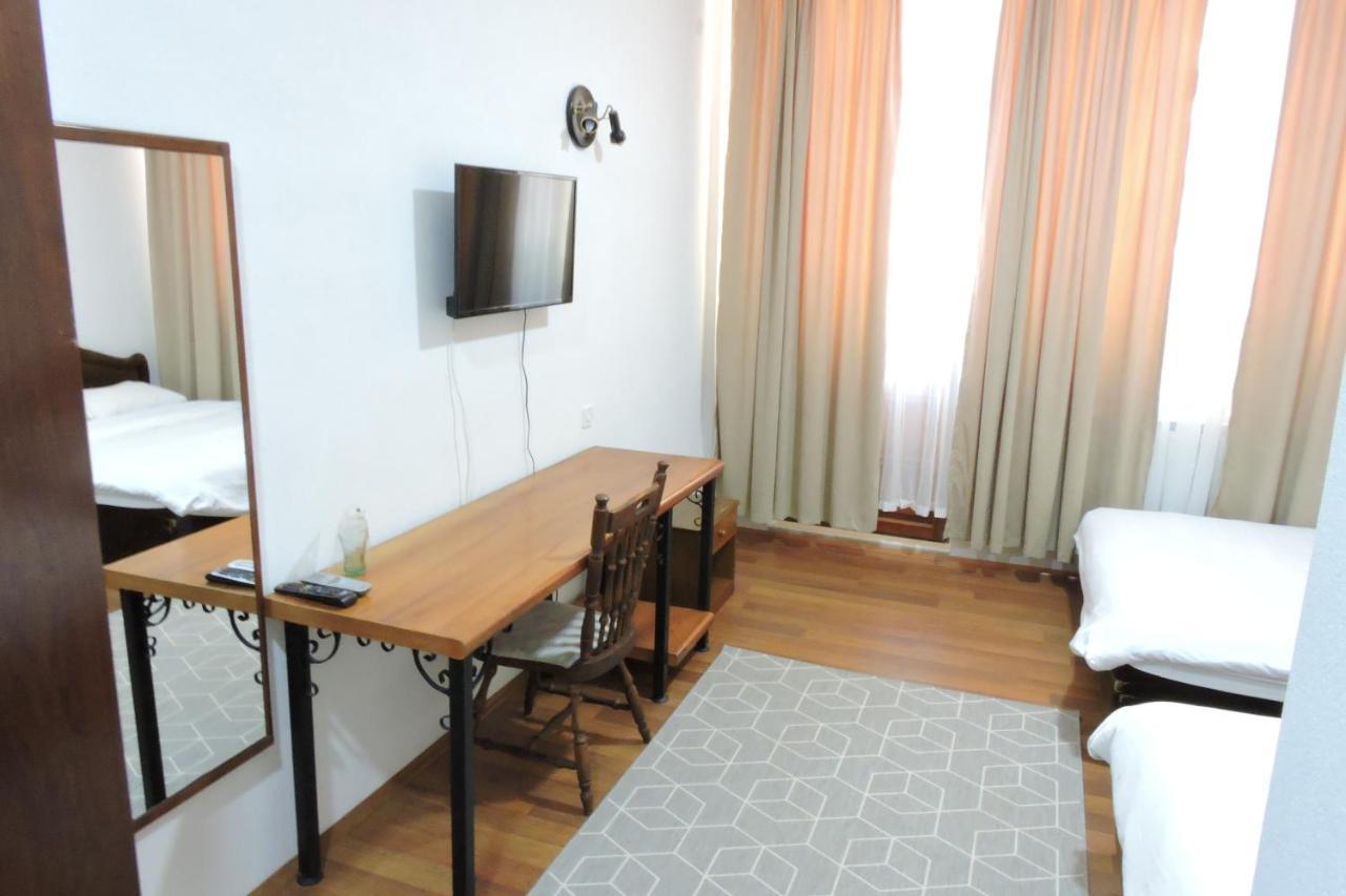 Lakeview Hotel And Resort Otesevo 外观 照片
